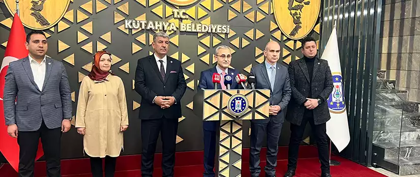 Emeklilere üç koldan Belediye Desteği